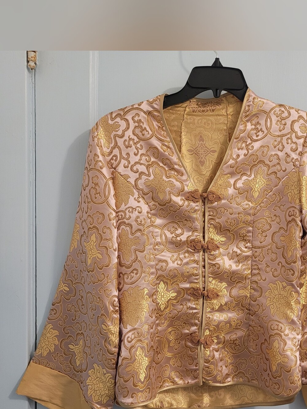 Elegant Pink and Gold Brocade Women's Jacket